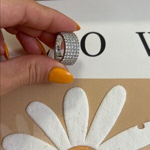 Elegant Silver Band Ring